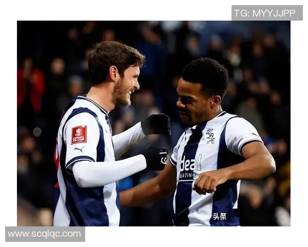 欧洲足坛一夜疯狂：巴萨与曼城双双奏凯，豪门底蕴再现！